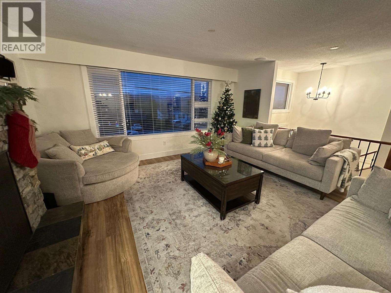  995 Graf Road, Kelowna