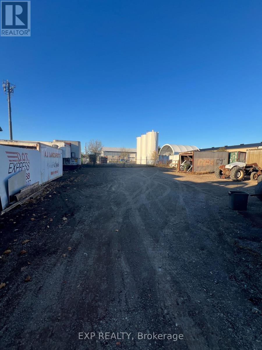 1682 Baseline Road West