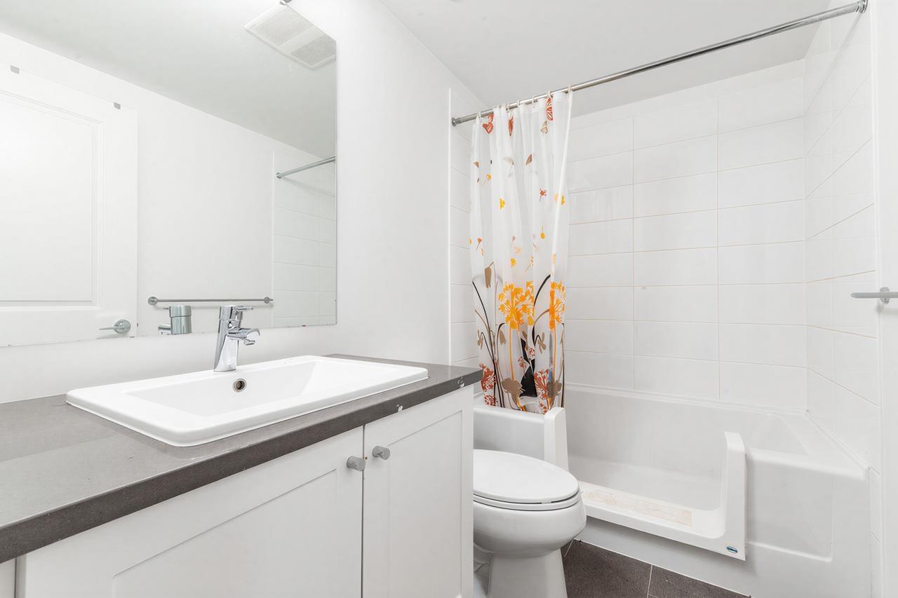 14 10433 158 STREET, Surrey