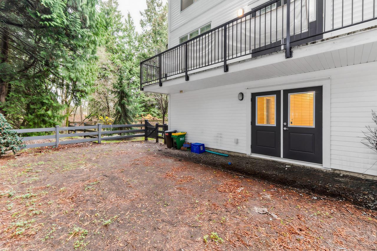 14 10433 158 STREET, Surrey