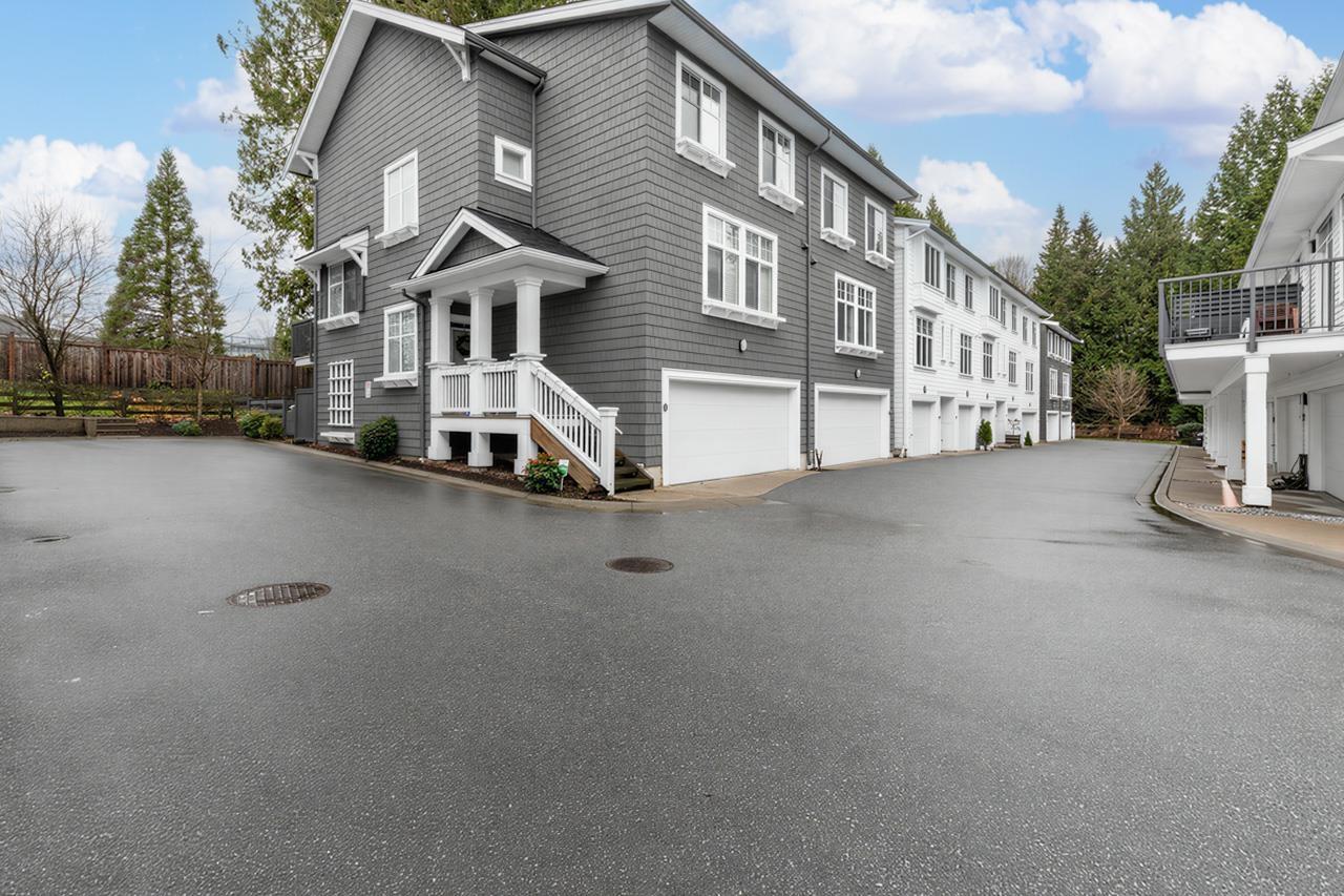 14 10433 158 STREET, Surrey