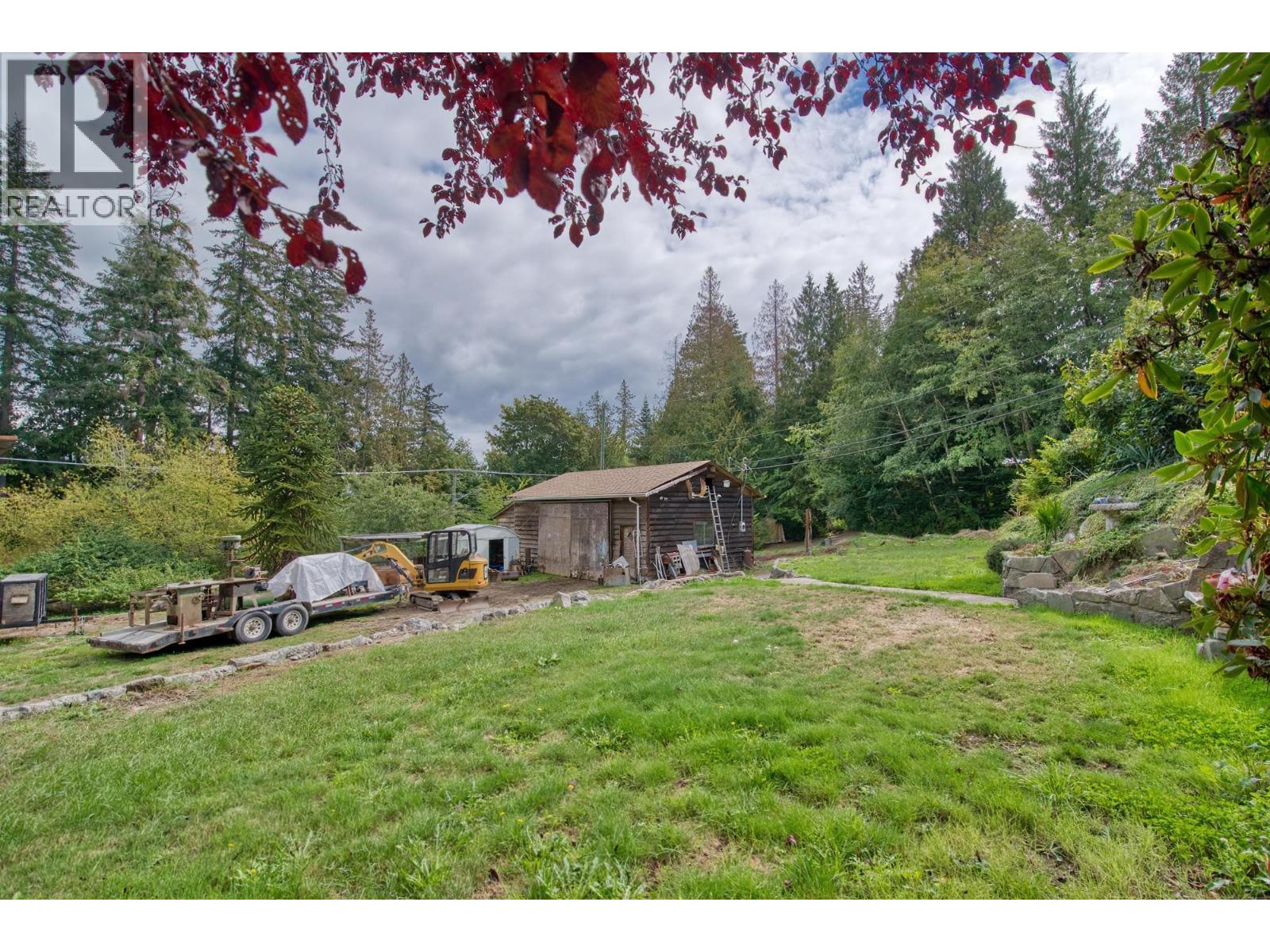 7712 FAWN ROAD, Halfmoon Bay