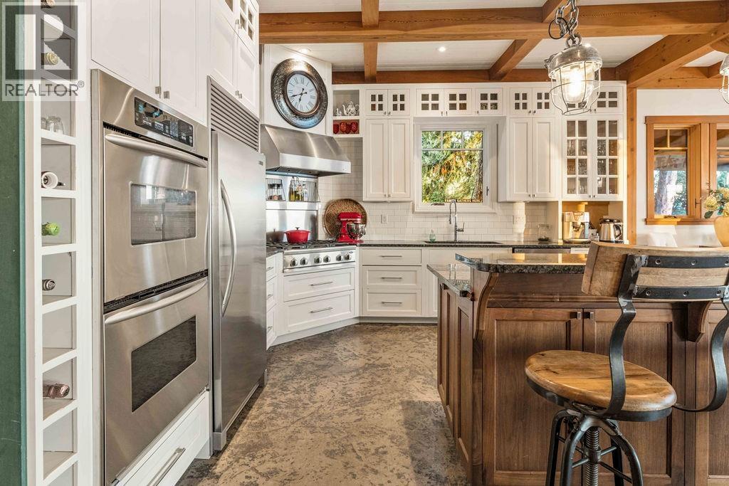 3387 BEACH AVENUE, Roberts Creek