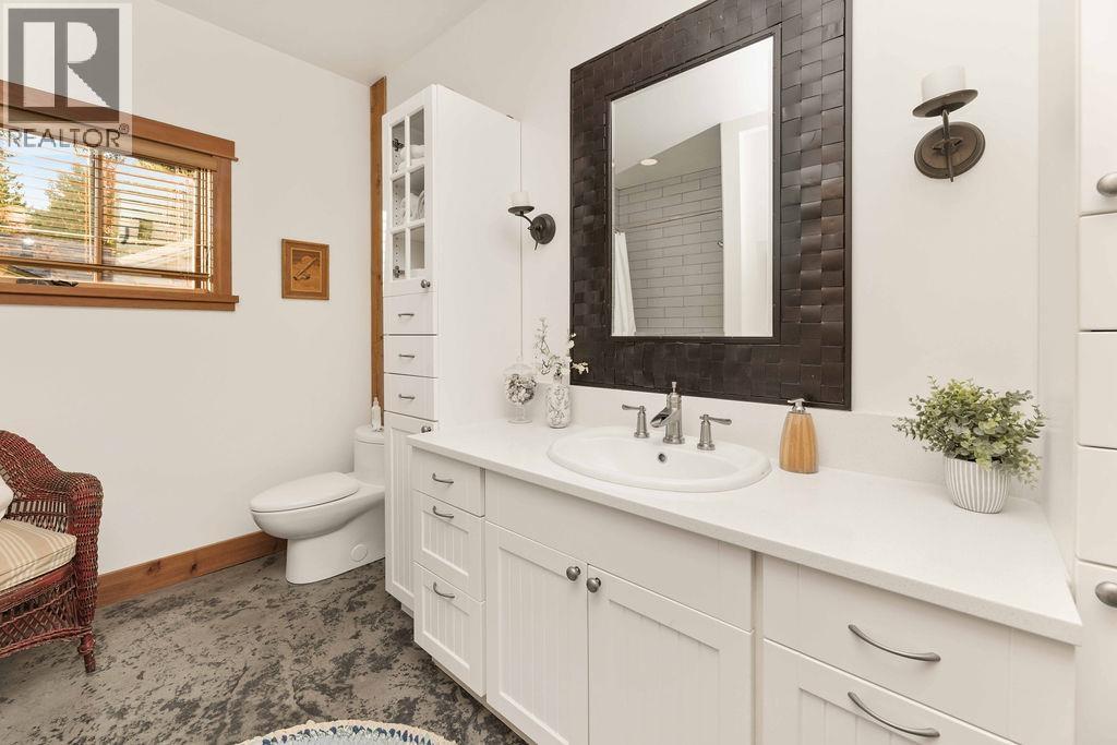 3387 BEACH AVENUE, Roberts Creek