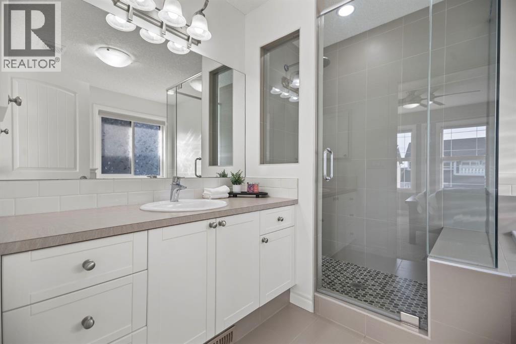 411 River Heights Crescent, Cochrane