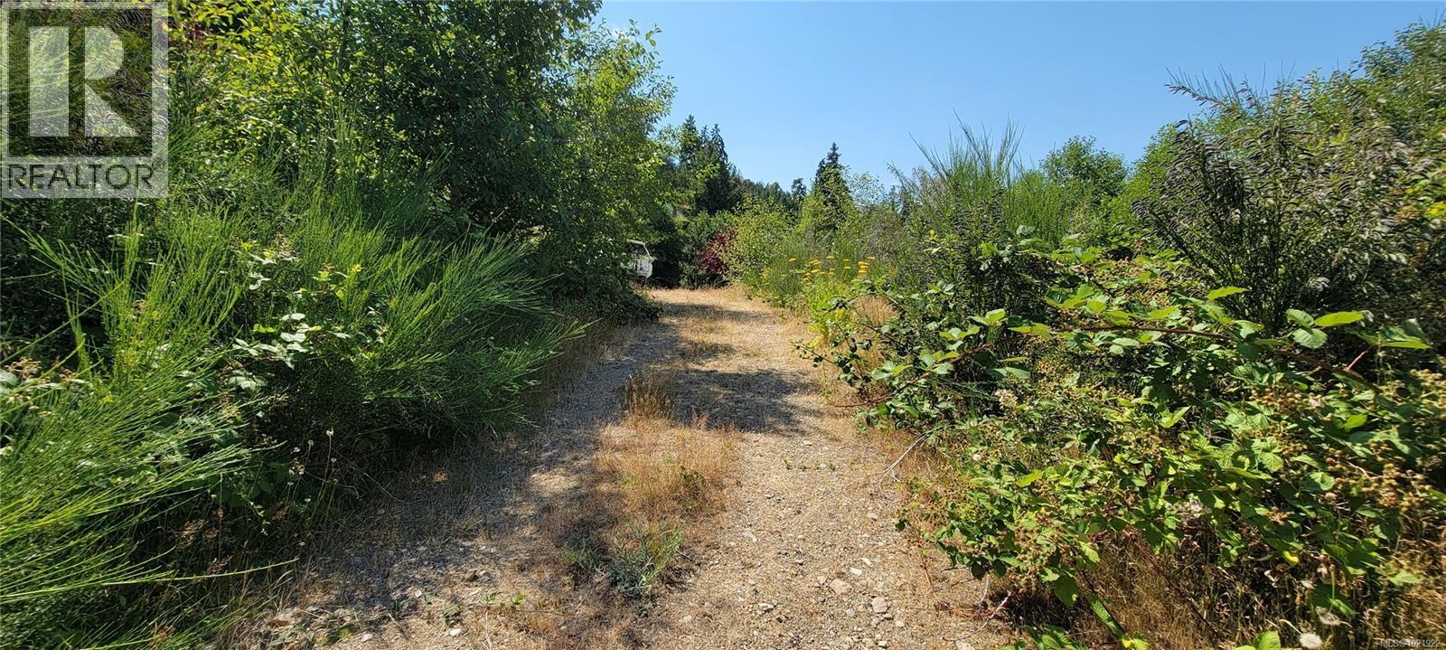  120 Bishops Walk Road, Salt Spring