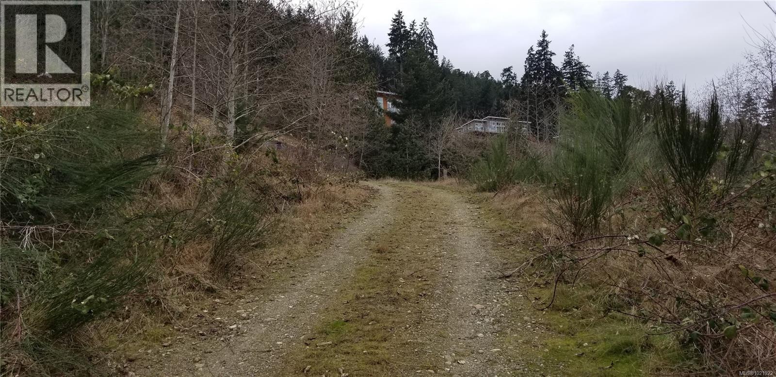  120 Bishops Walk Road, Salt Spring