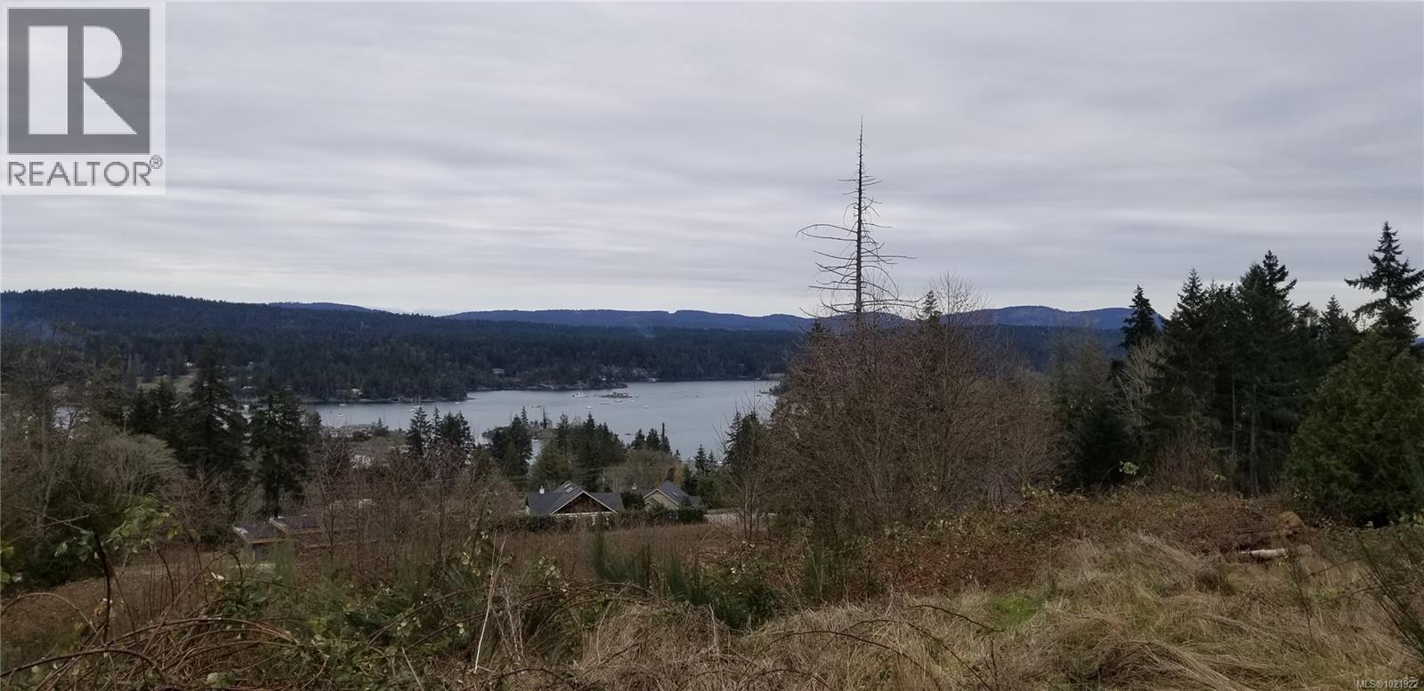  120 Bishops Walk Road, Salt Spring