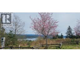 120 Bishops Walk Rd, Salt Spring, BC V8K2W3 Photo 21