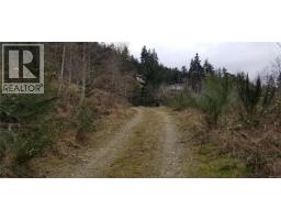 120 Bishops Walk Rd, Salt Spring, BC V8K2W3 Photo 6
