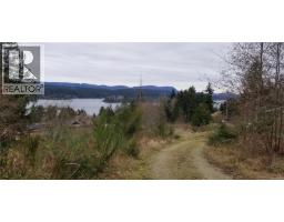 120 Bishops Walk Rd, Salt Spring, BC V8K2W3 Photo 8