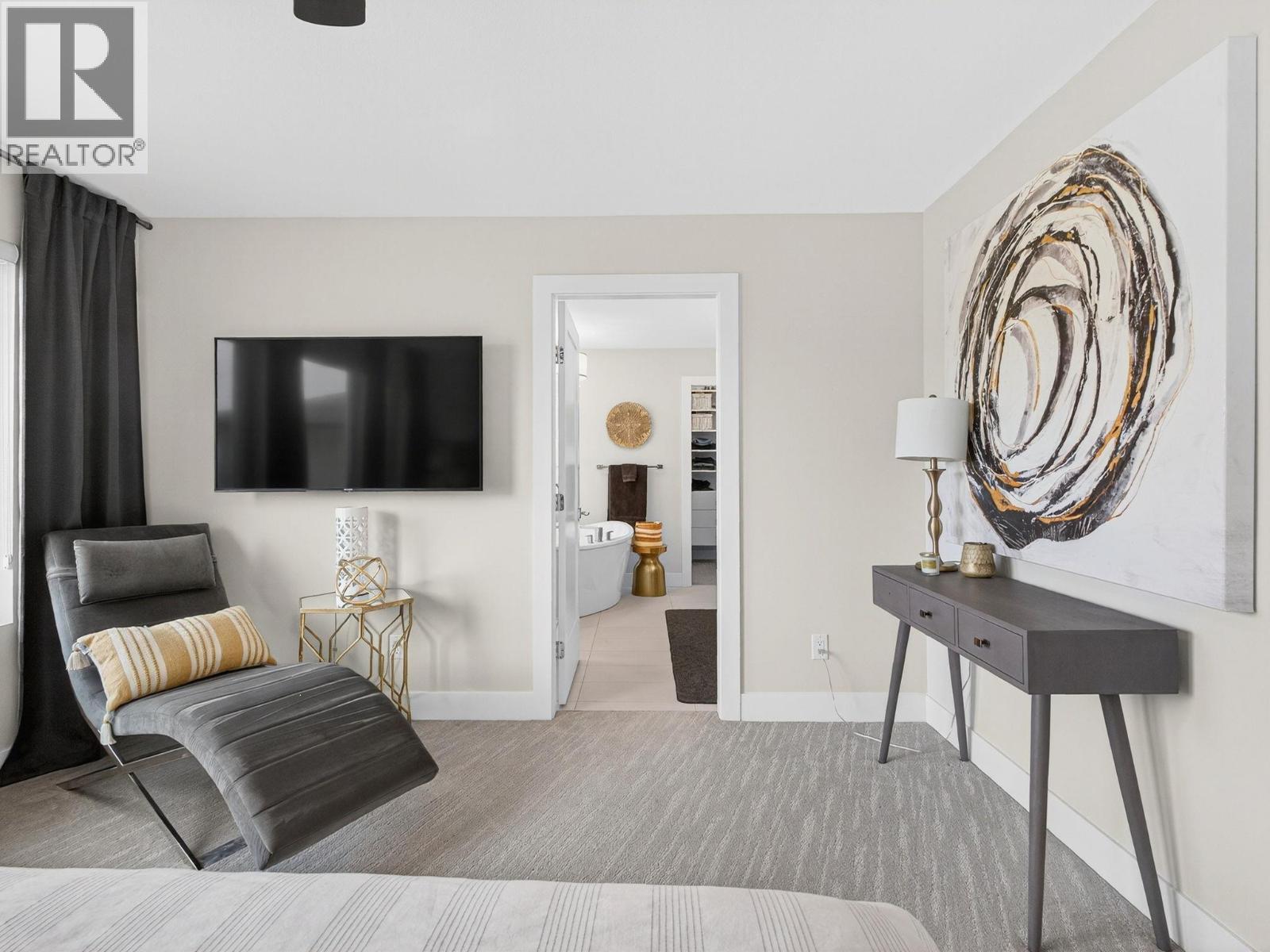  2578 Crown Crest Place, West Kelowna