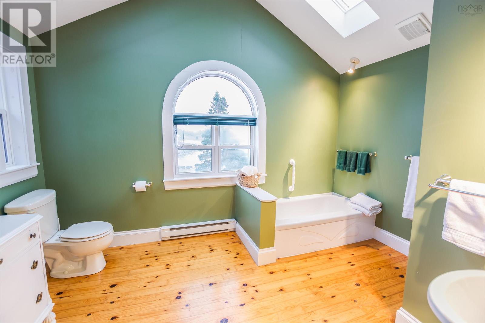 Property 27 of 33 of 3761 Highway 3