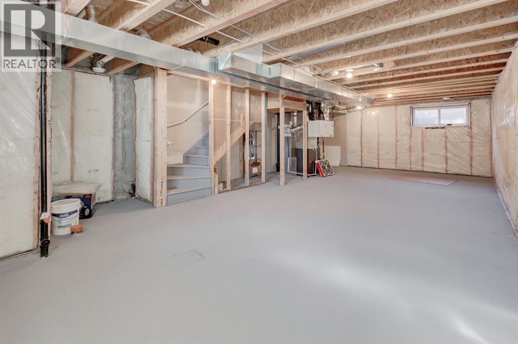 Single Family House for Sale in  Wolf Creek Manor SE Wolf Willow Calgary 