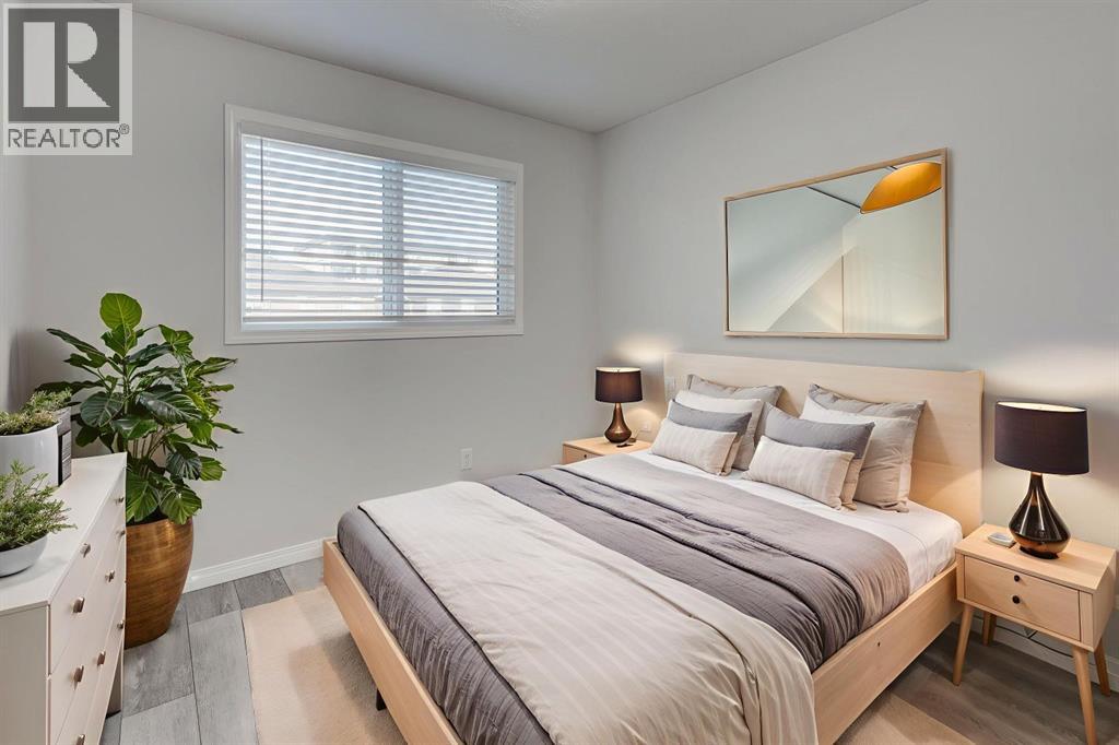 Single Family House for Sale in  Wolf Creek Manor SE Wolf Willow Calgary 