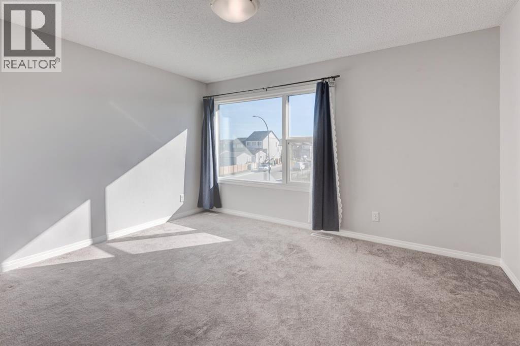Single Family House for Sale in  Wolf Creek Manor SE Wolf Willow Calgary 