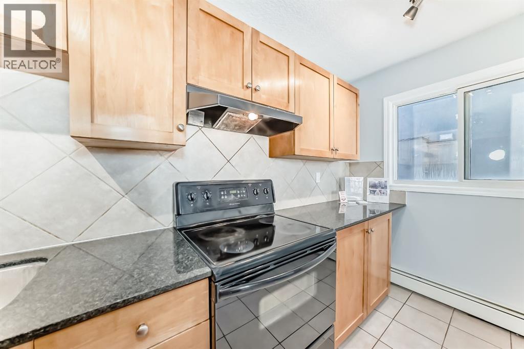 Single Family House for Sale in    Avenue SW Lower Mount Royal Calgary 