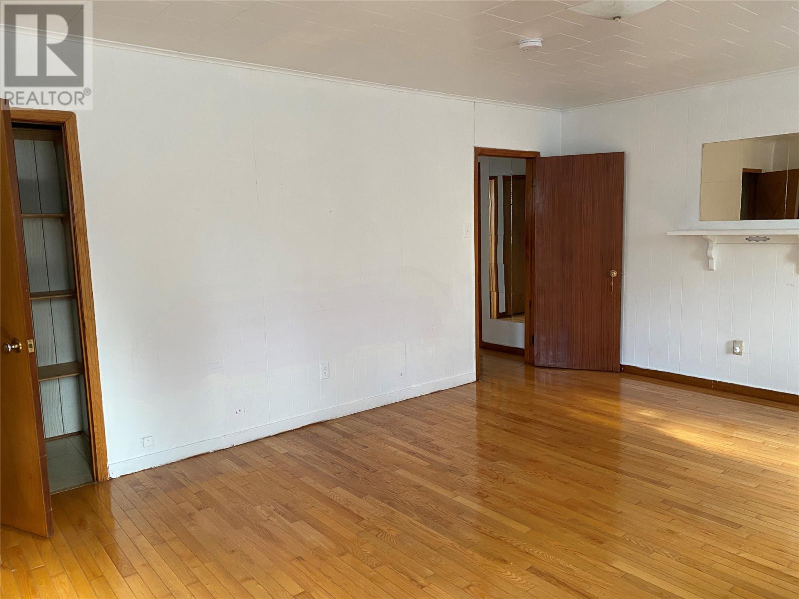 Master Bedroom Upstairs