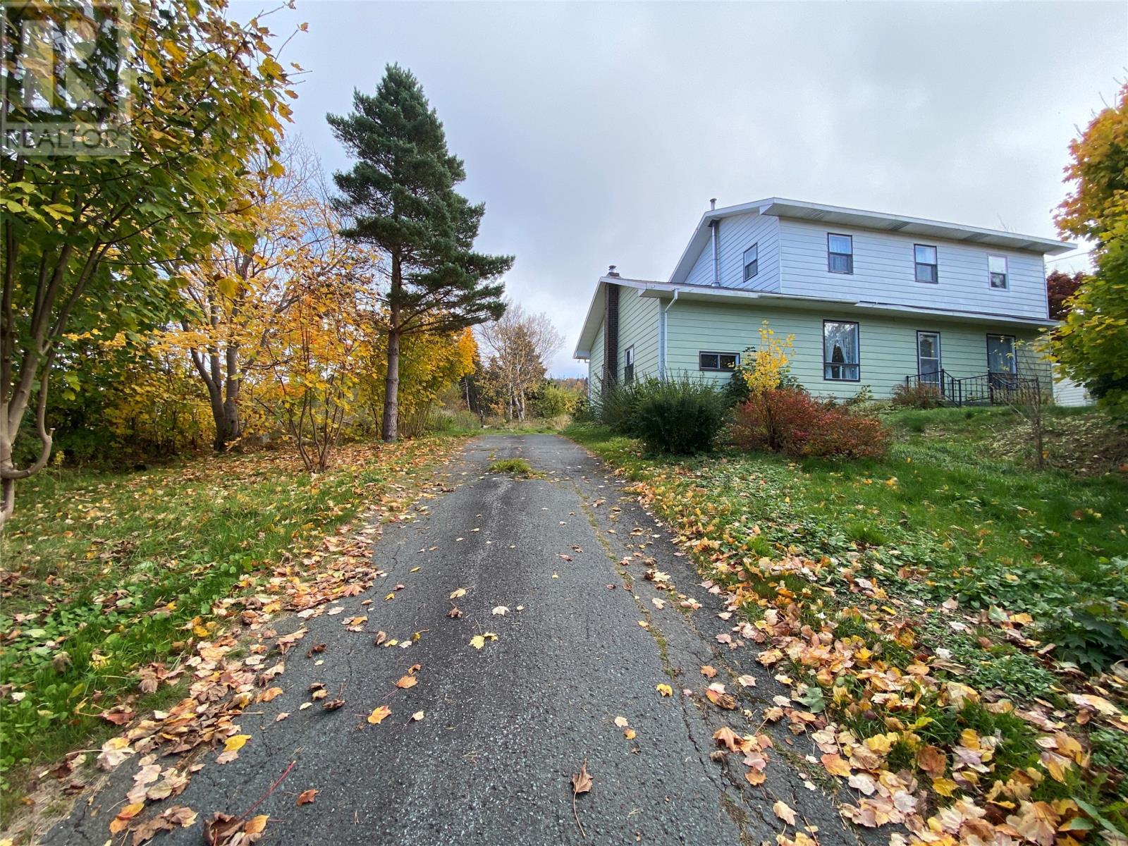 Front View Driveway