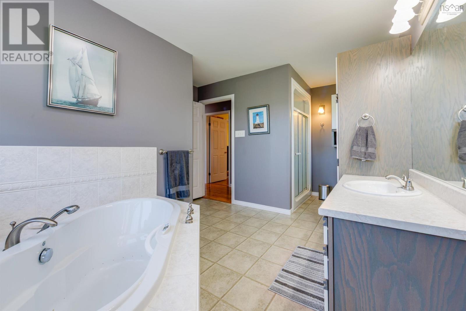 Property 18 of 51 of 76 Meadowland Avenue