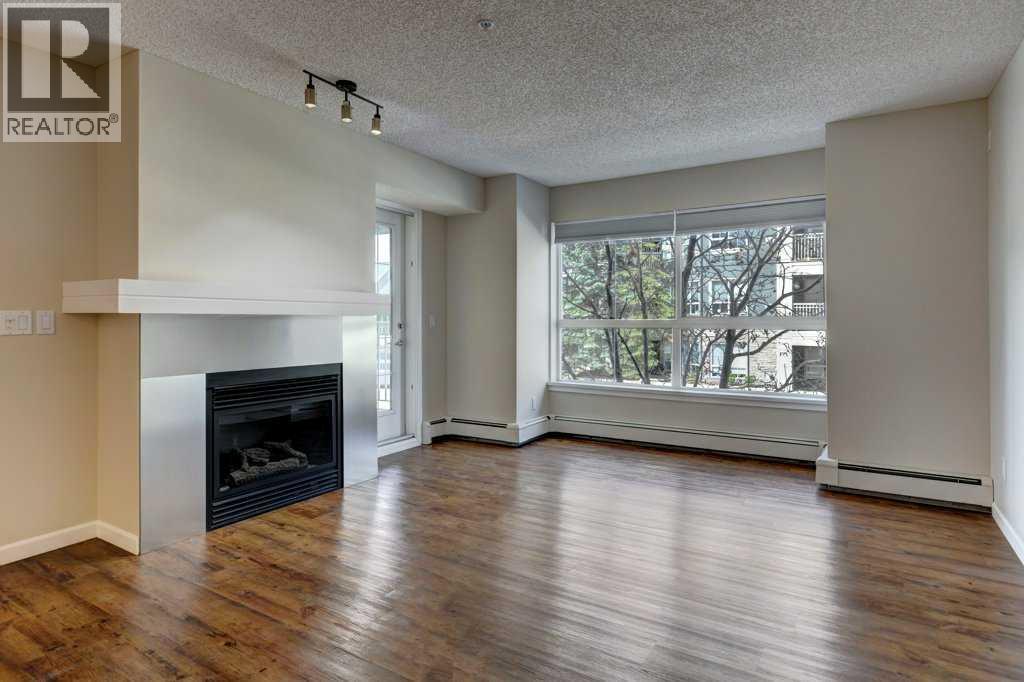 Single Family House for Sale in   Richard Court SW Lincoln Park Calgary 