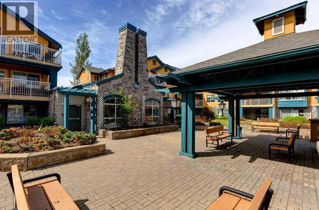 Single Family House for Sale in   Richard Court SW Lincoln Park Calgary 