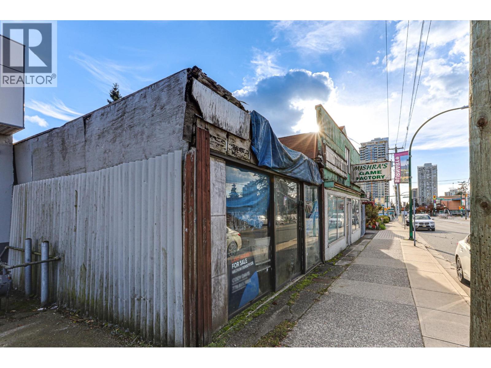 Retail in Burnaby - Image 10