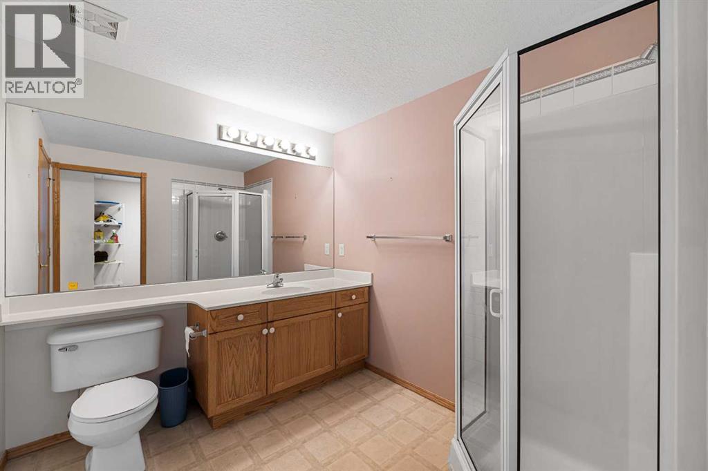 Single Family House for Sale in   Tuscany Springs Boulevard NW Tuscany Calgary 