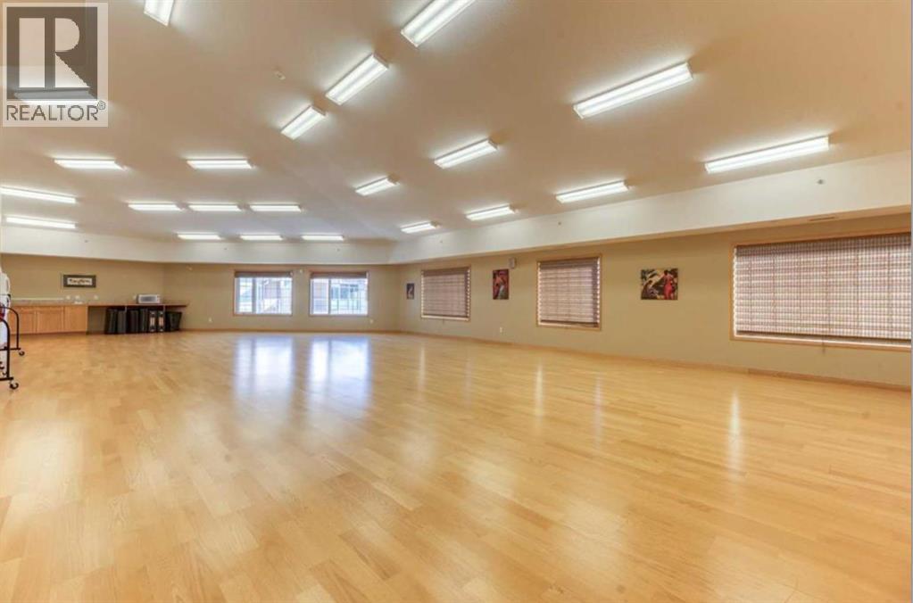 Single Family House for Sale in   Tuscany Springs Boulevard NW Tuscany Calgary 