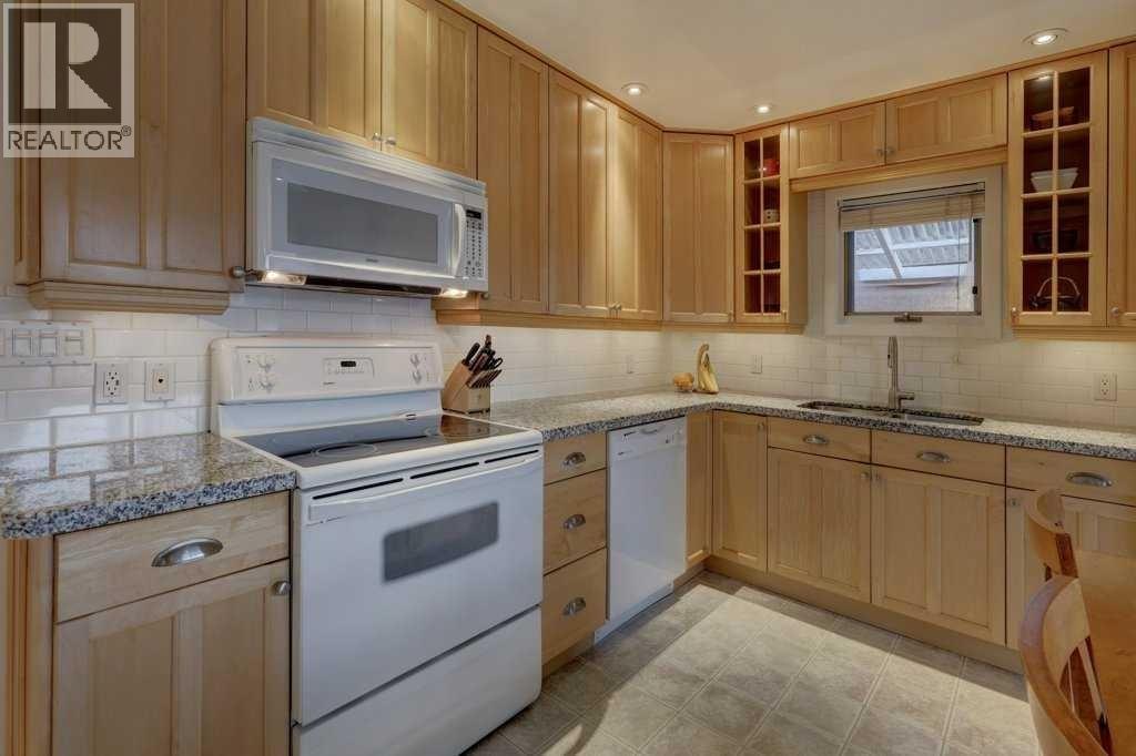 Single Family House Bungalow for Sale in   Avenue NW Capitol Hill Calgary 