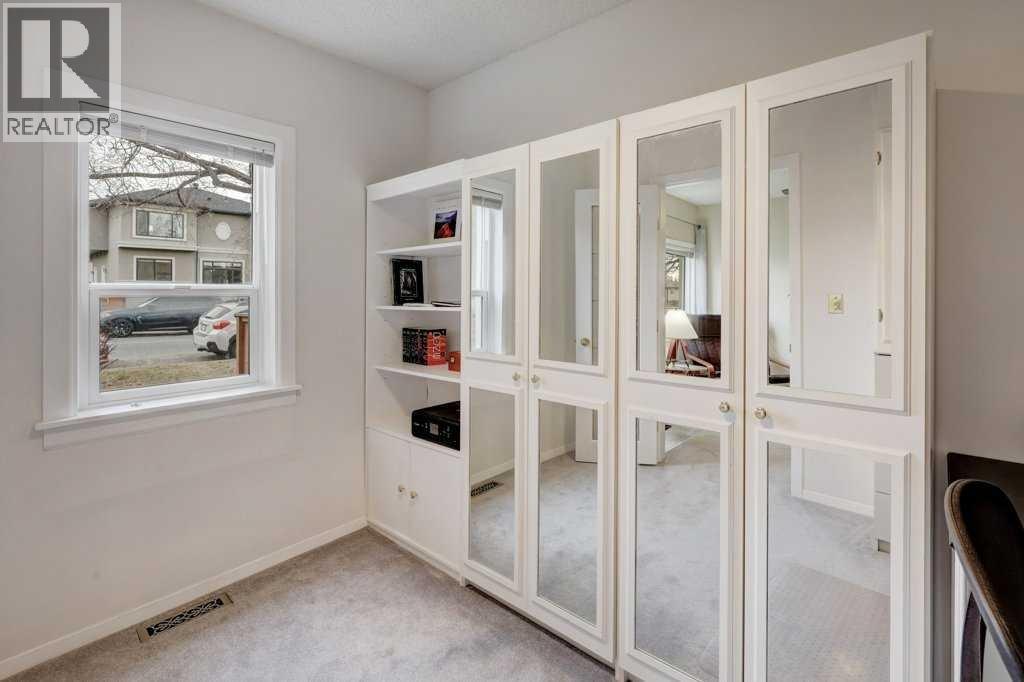 Single Family House Bungalow for Sale in   Avenue NW Capitol Hill Calgary 