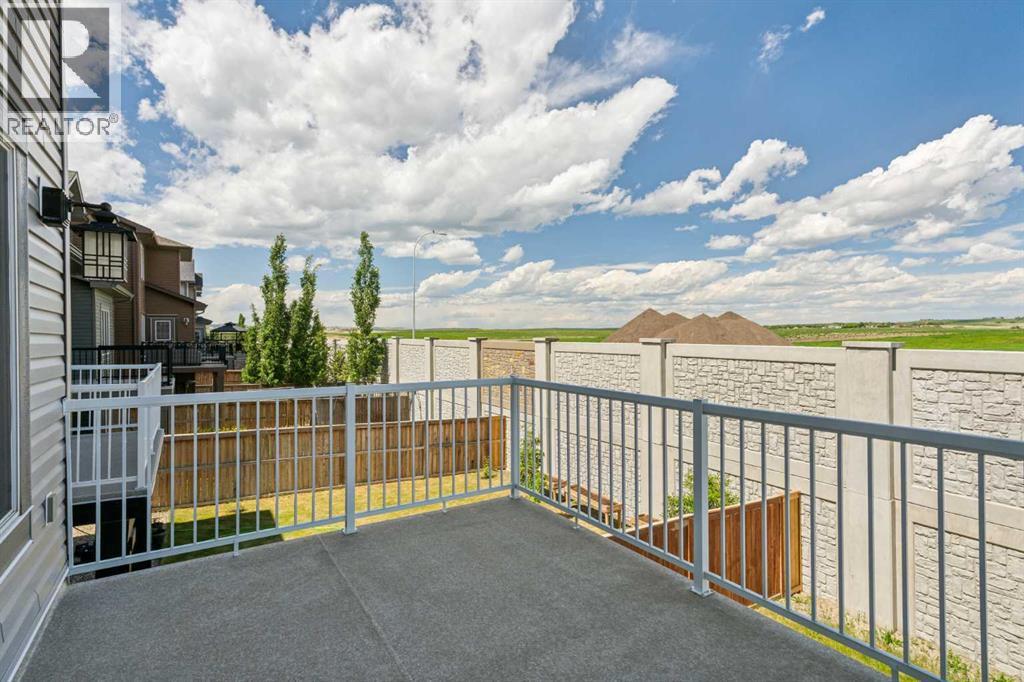 152 Evansborough Way NW, Calgary, Alberta