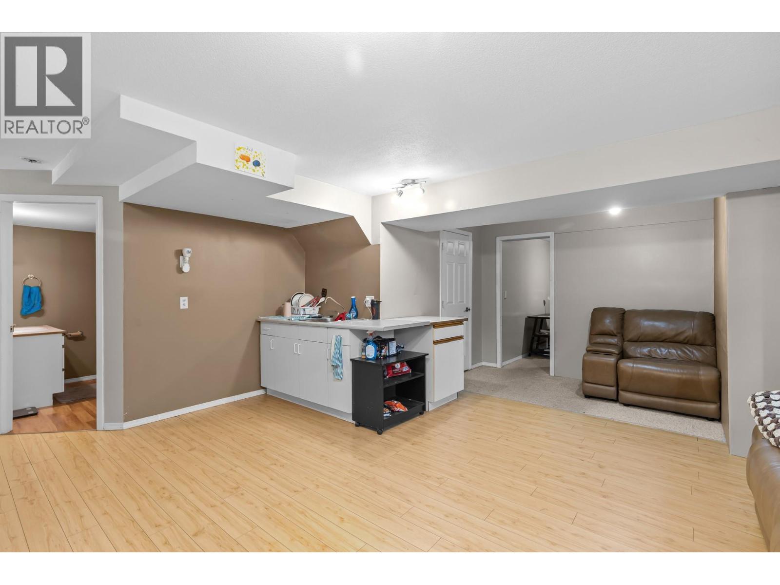 38 555 Glenmeadows Road, Kelowna