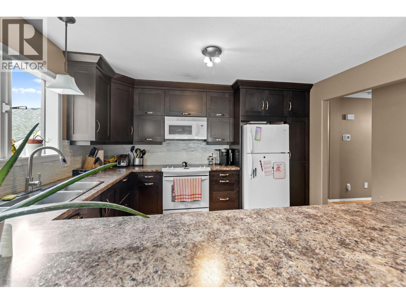 38 555 Glenmeadows Road, Kelowna