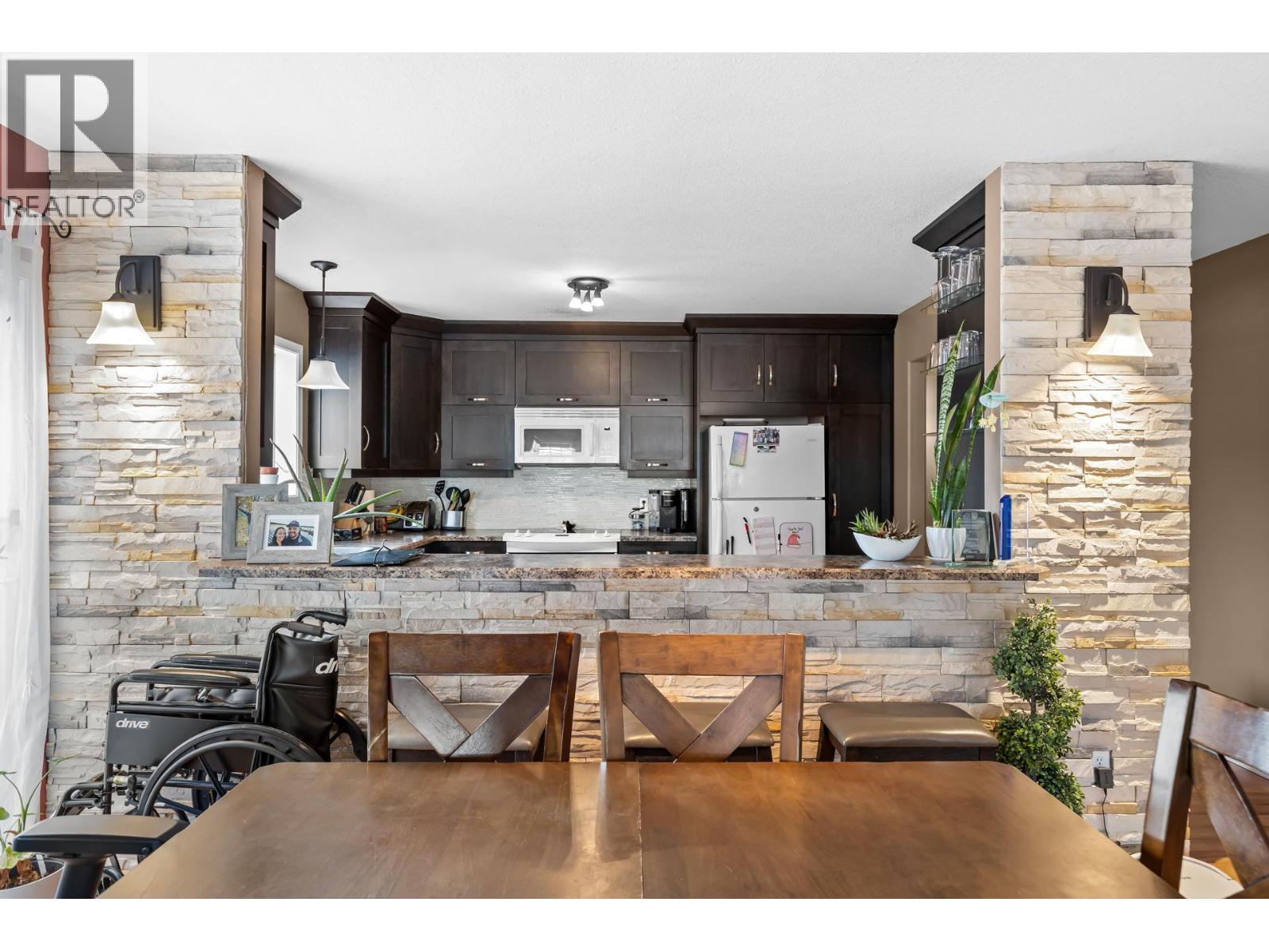 38 555 Glenmeadows Road, Kelowna