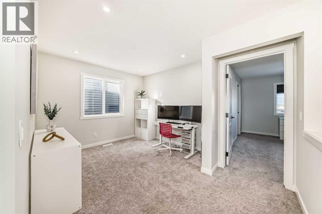 Single Family House for Sale in  Lavender Drive SE Rangeview Calgary 