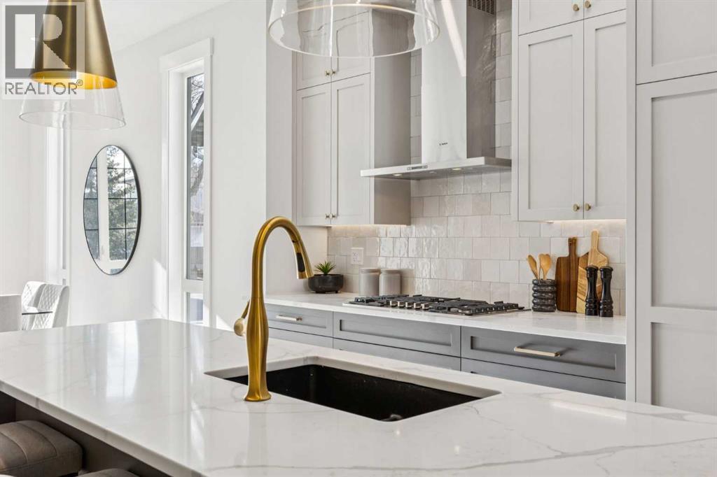 Single Family House for Sale in   Avenue NW Capitol Hill Calgary 