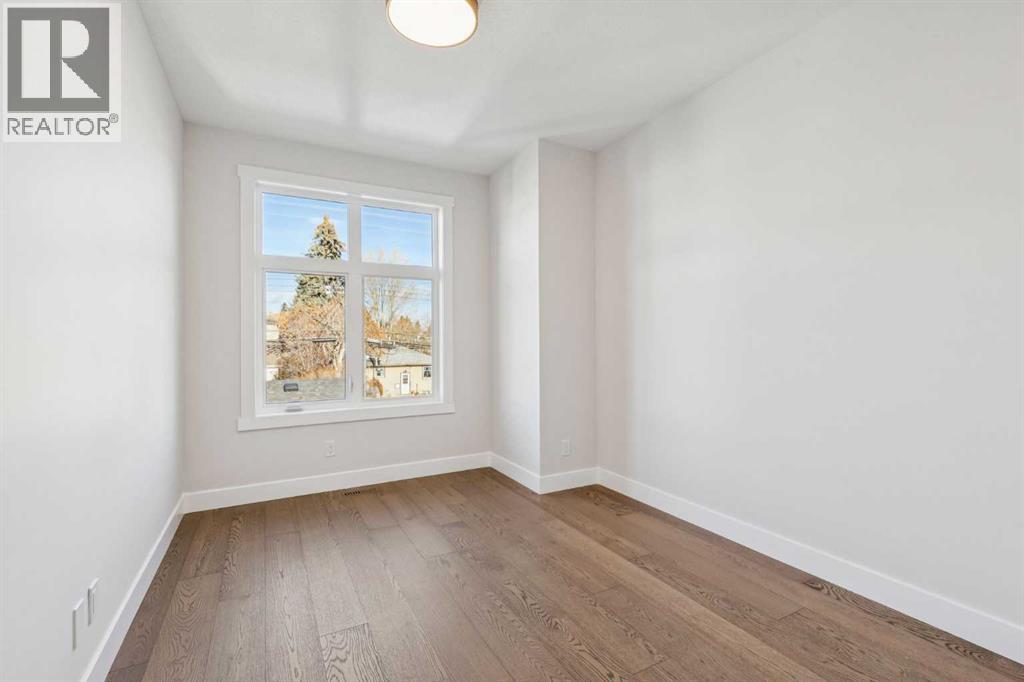 Single Family House for Sale in   Avenue NW Capitol Hill Calgary 