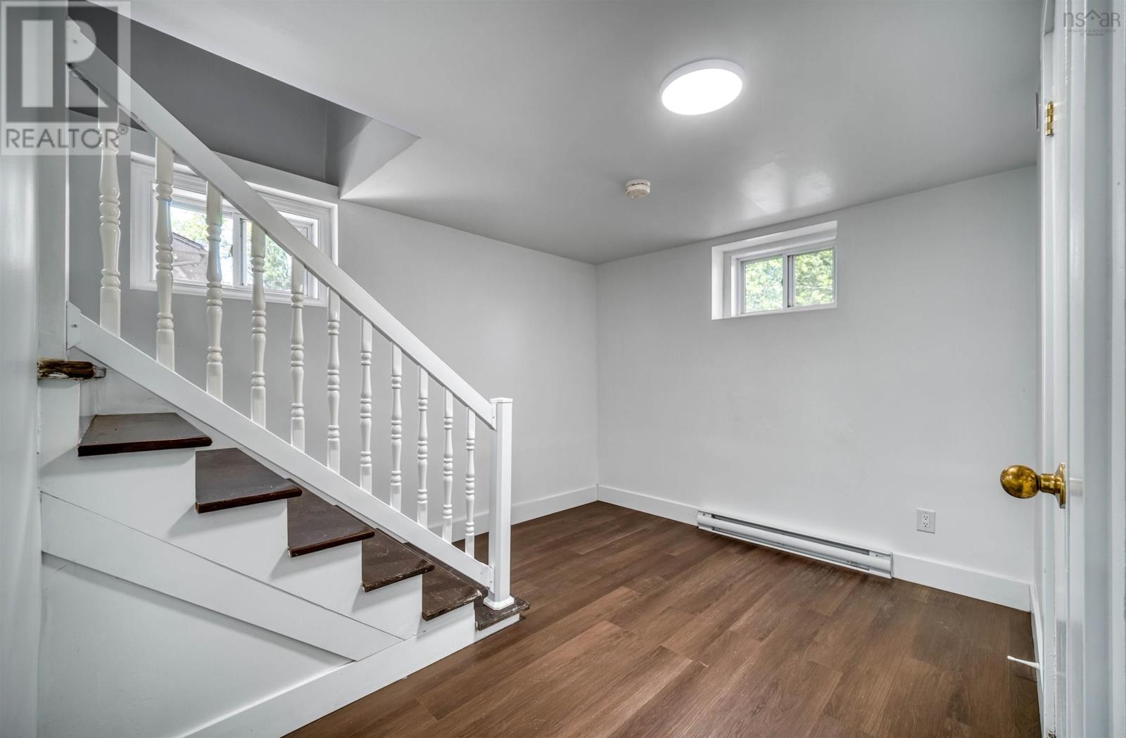 Property 8 of 45 of A & B 34 Raymond Drive