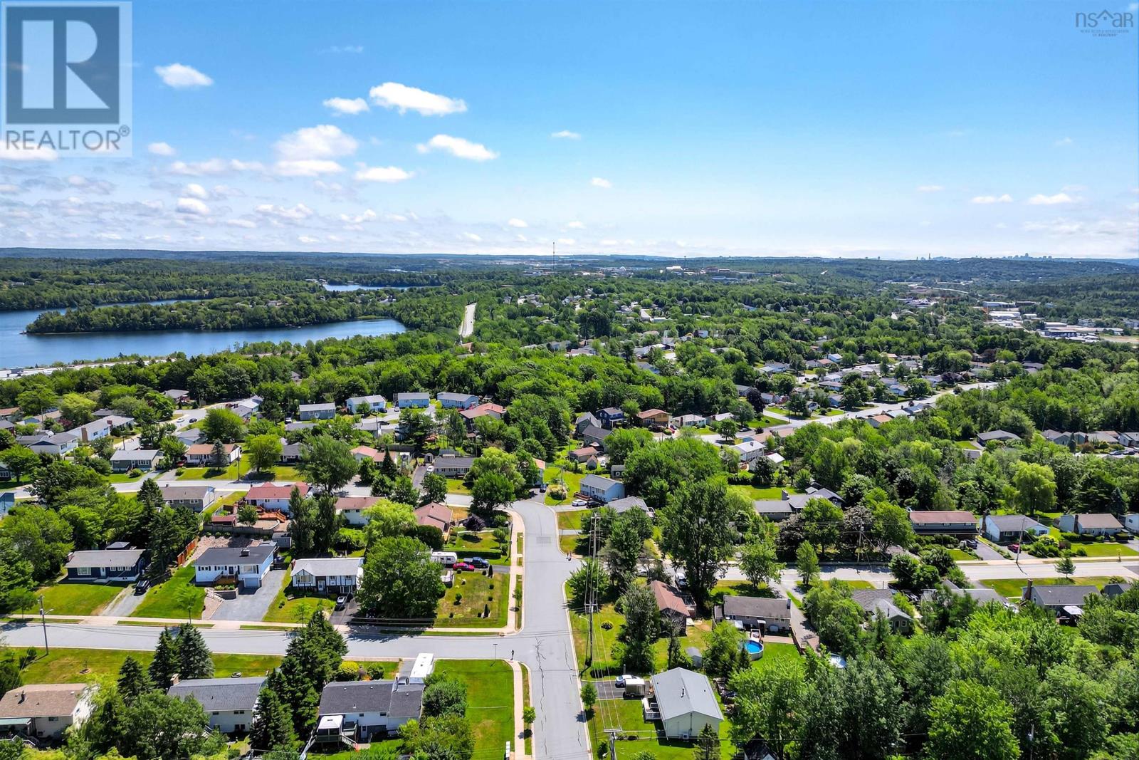 Property 38 of 45 of A & B 34 Raymond Drive