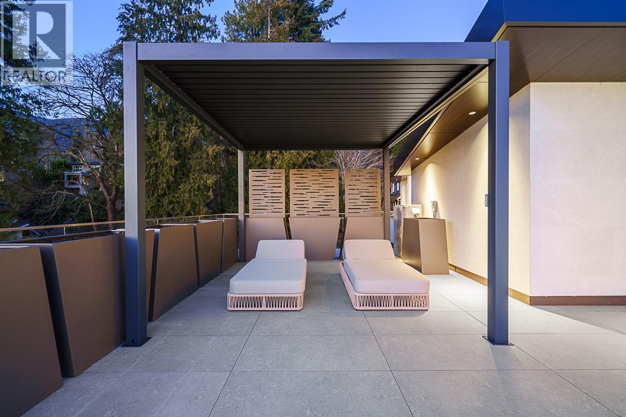 1405 28TH STREET, West Vancouver