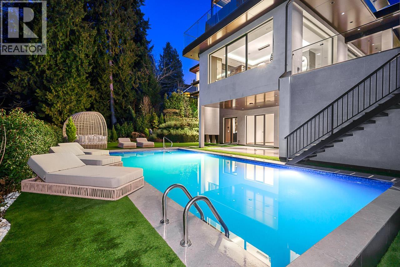 1405 28TH STREET, West Vancouver