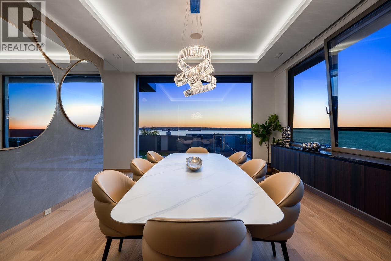 1405 28TH STREET, West Vancouver