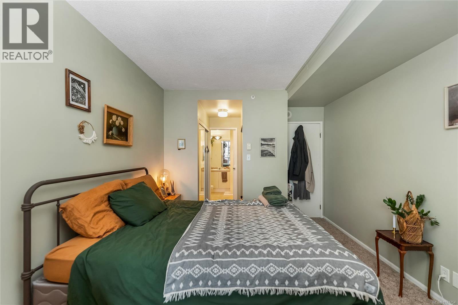 1004 1020 View Street, Victoria