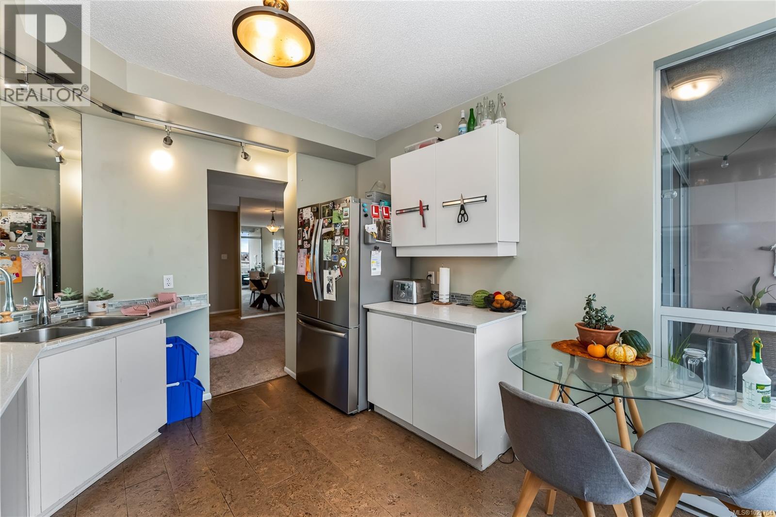 1004 1020 View Street, Victoria