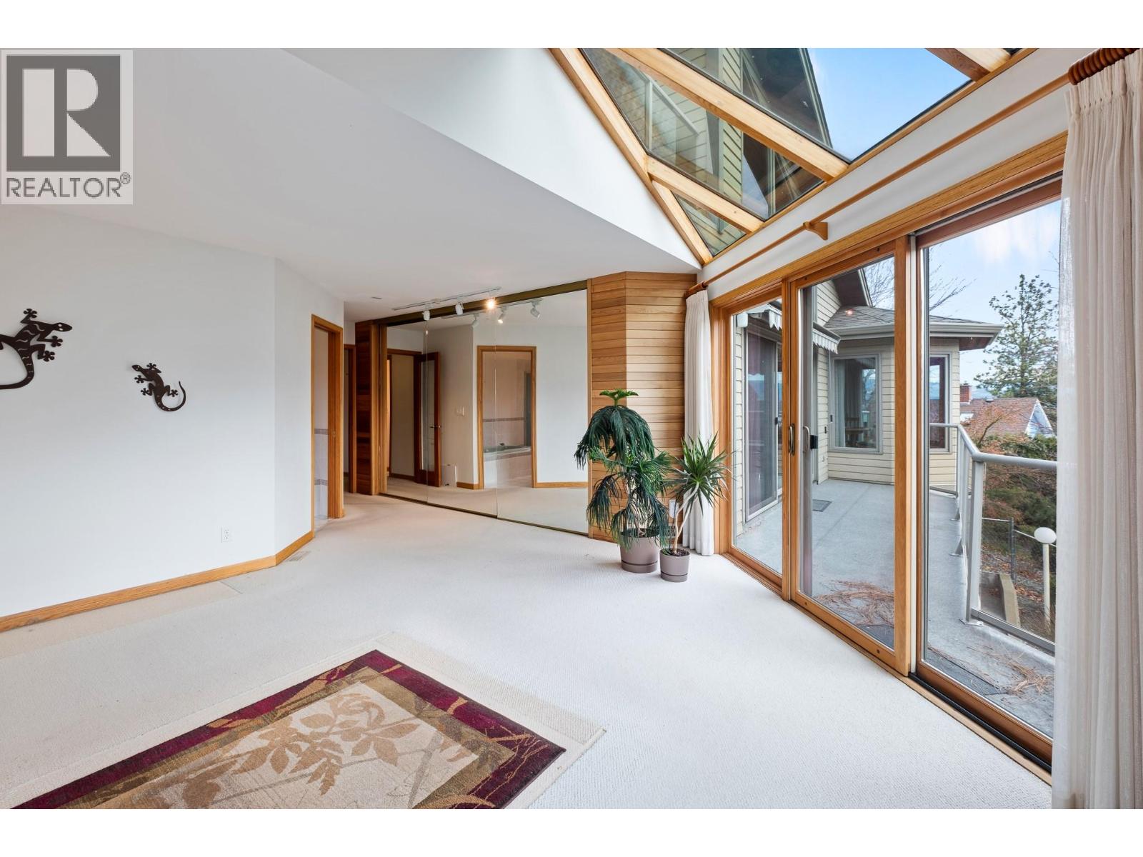  707 Brookfield Court, West Kelowna