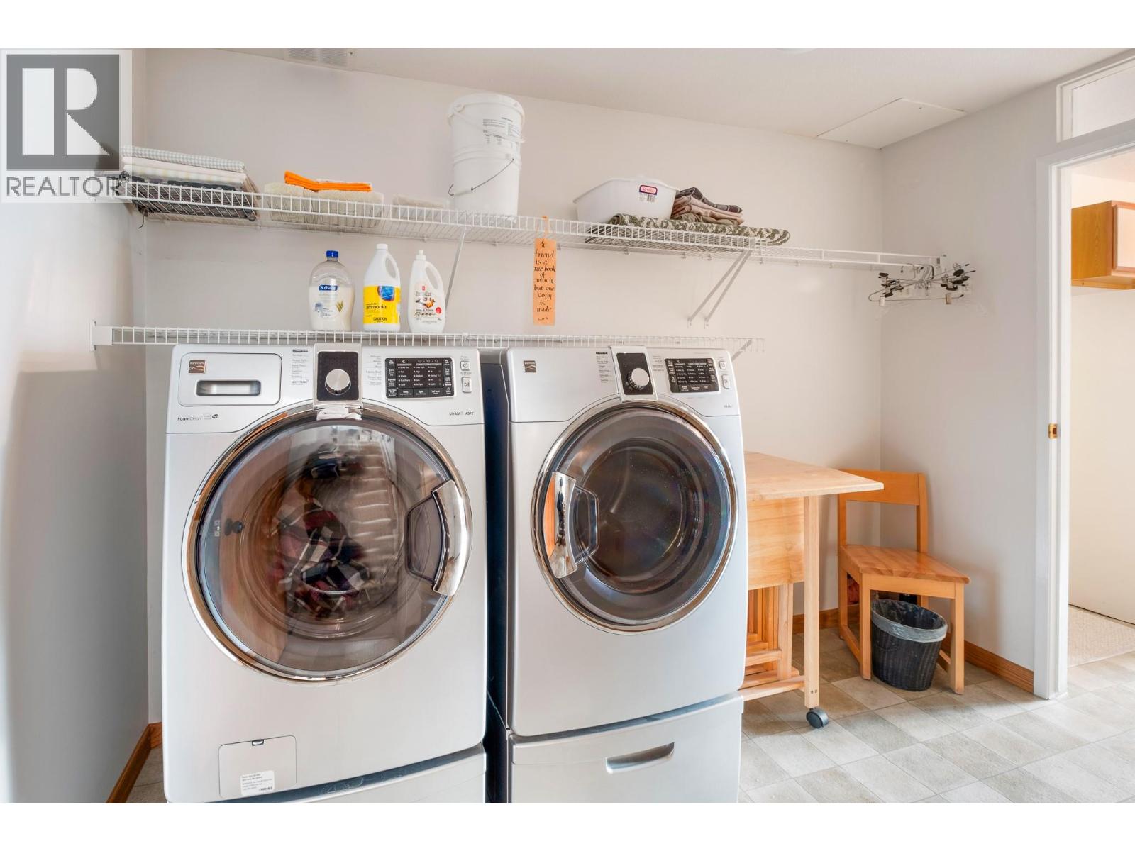  707 Brookfield Court, West Kelowna