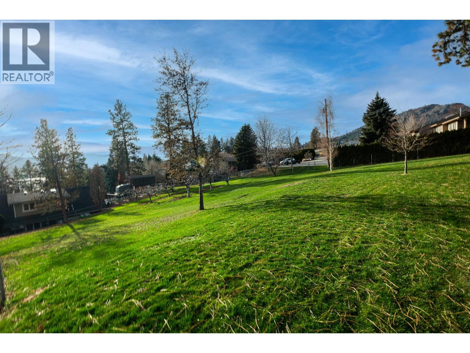  707 Brookfield Court, West Kelowna