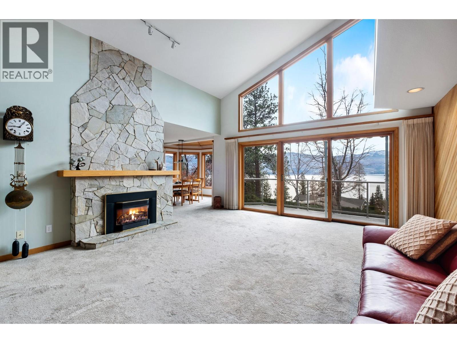  707 Brookfield Court, West Kelowna