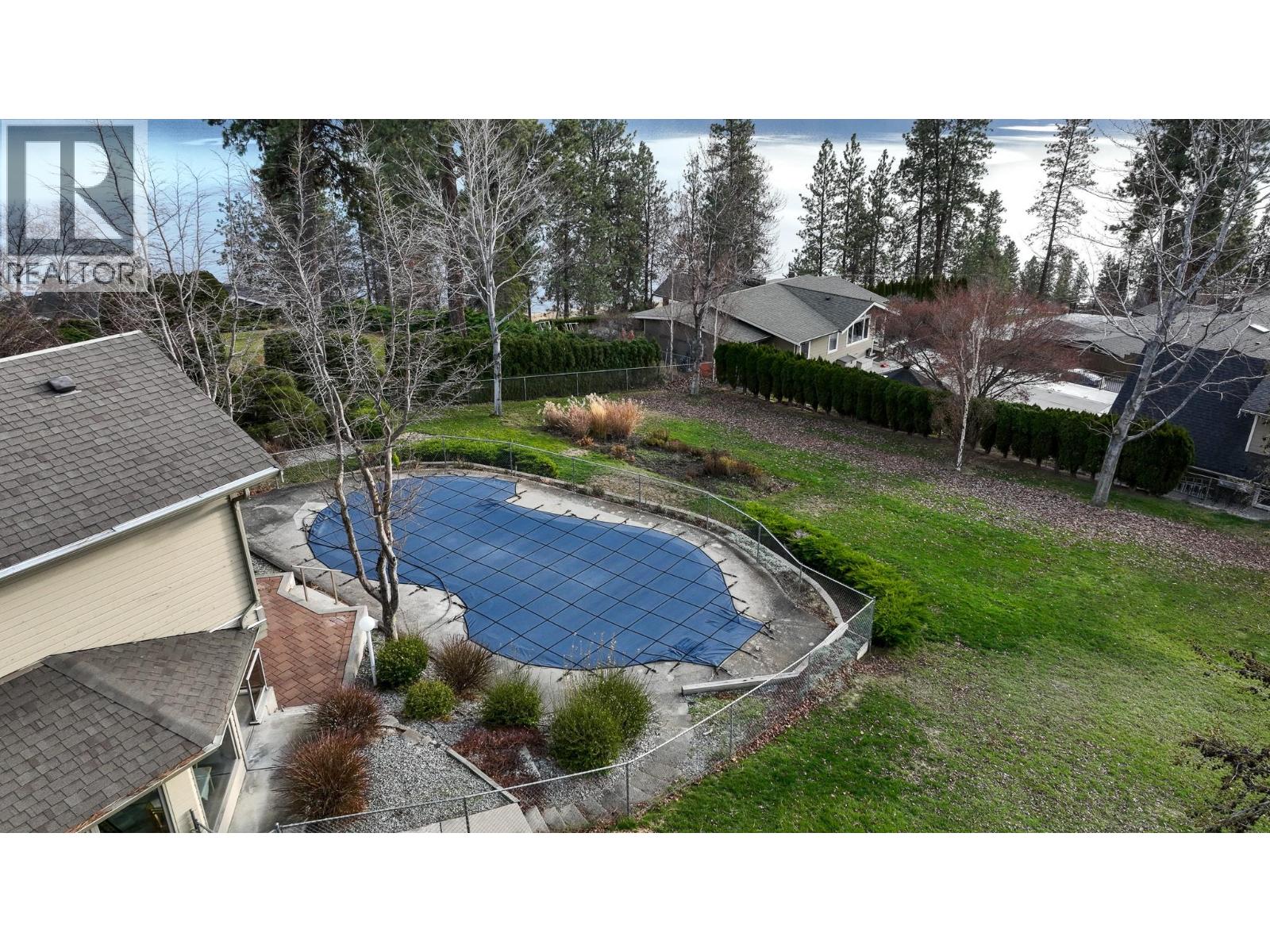  707 Brookfield Court, West Kelowna
